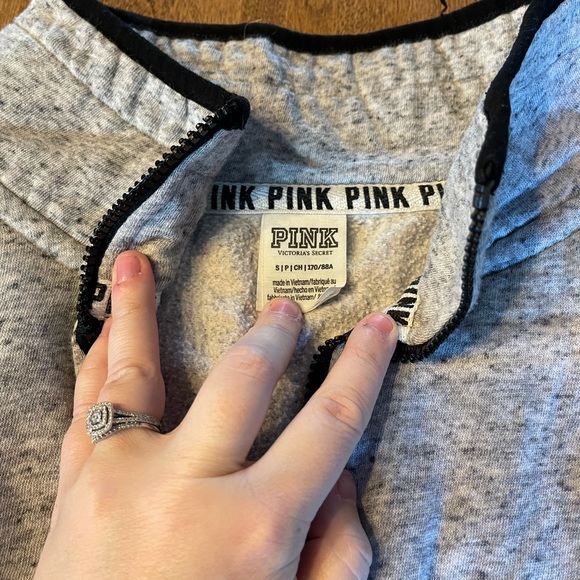 Grey PINK Sweater - Picture 3 of 4